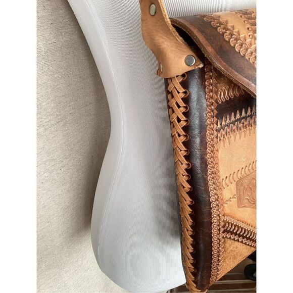Artisan leather boho purse - Picture 7 of 8